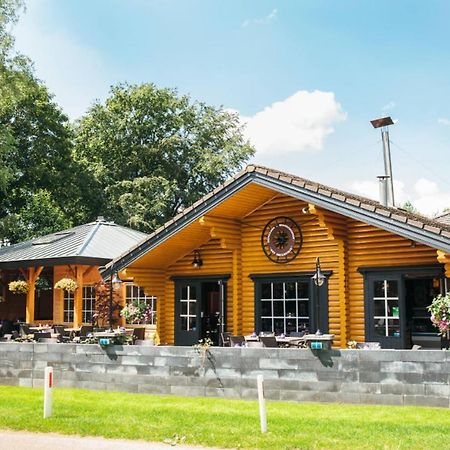 Een Gezellige Chalet Met Zonnige Buitenruimte Op De Veluwe! Villa Putten Exterior foto